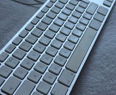Apple Keyboard