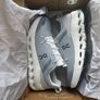 On Running Cloudleap Trainers Image 8