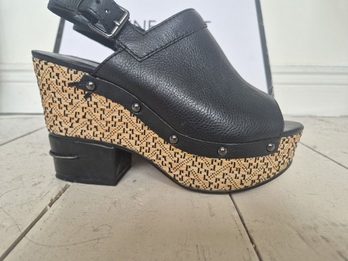 Nine West shoes size 7/40