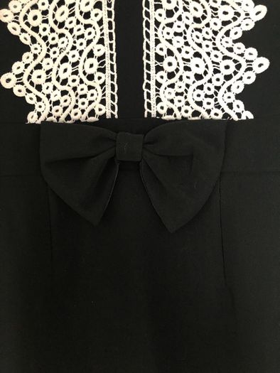 Stunning Dress black and white classic