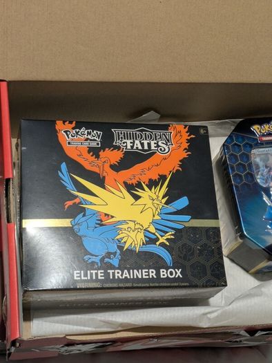 Pokemon Hidden Fates ( Will be sold Monday if no buyers here)