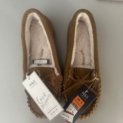Slippers