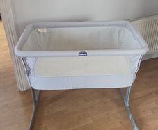 Chicco Next2Me co-sleeper crib