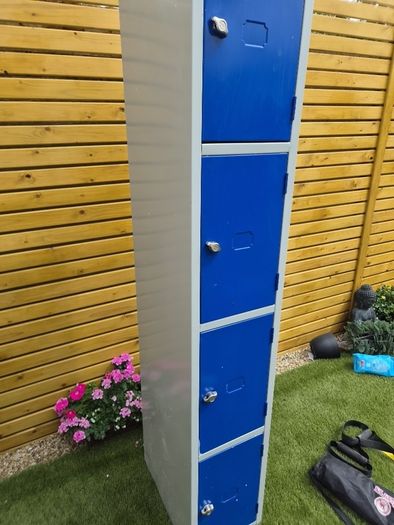 locker