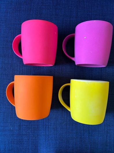 mugs x 4