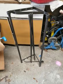 Hat rack