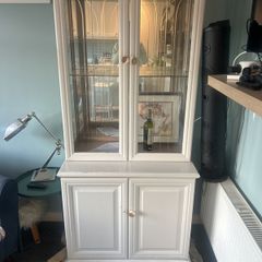 Wood kitchen cabinet