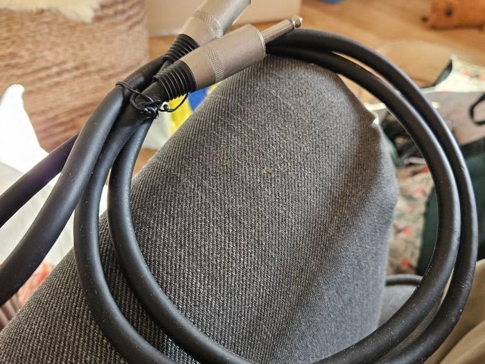 Guitar/Instrument Cables
