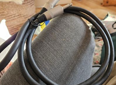 Guitar/Instrument Cables
