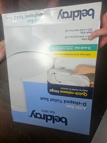 Toilet seat