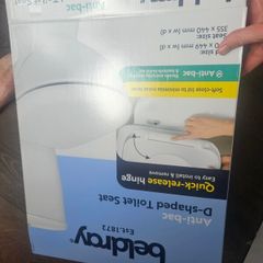 Toilet seat