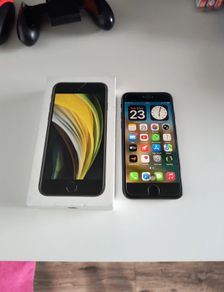 iPhone SE 2020 black 64GB great condition Vodafone