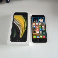 iPhone SE 2020 black 64GB great condition Vodafone