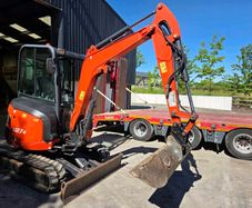 Kubota u27-4 2020