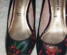 Ladies heels