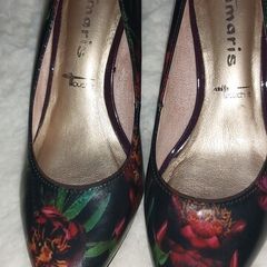Ladies heels
