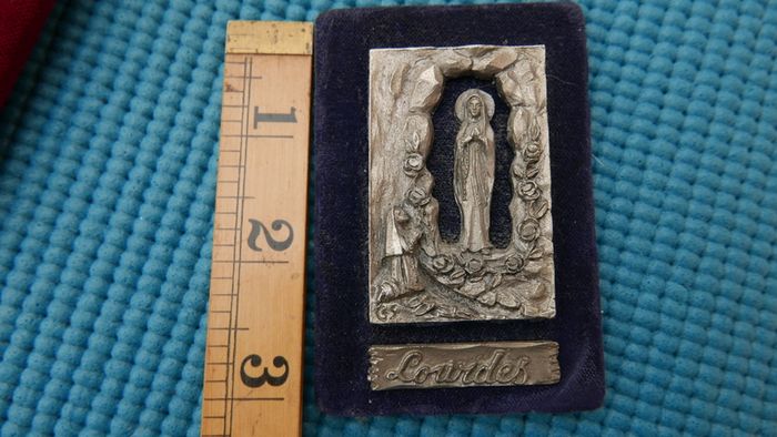 Vintage Religious Plaque 10 each