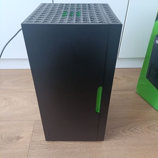 XBOX SERIES X Replica Mini Fridge