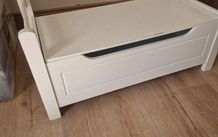 Storage unit