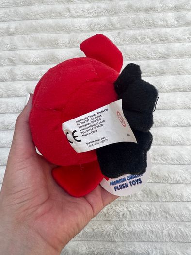 Novelty Toy World Soft Red Bird approx. 16 cm. Please see photos