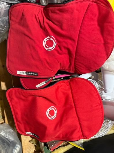 Bugaboo cameleon sets in Swords