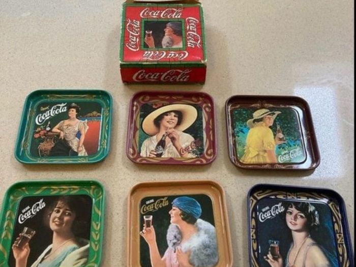Coca Cola 6 Metal Liberty Coasters