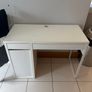White Desk Image 2
