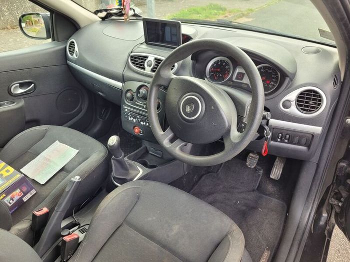 2010 Renault Clio