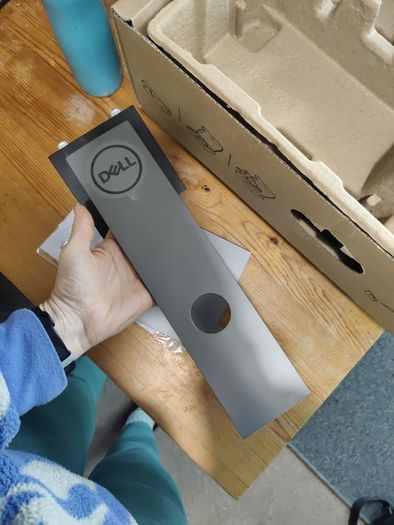 Dell monitor P2319H
