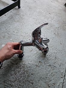Bath shower mixer tap