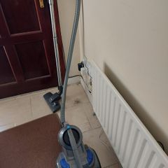 Russell Hobbs TITAN 2 Vacuum Cleaner Model RHCV4101, in very good condition, great suction