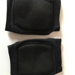 Rhythmic gymnastics knee pad/protector