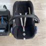 Maxi cosi isofix infant seat (13kg) and newborn insert Image 2