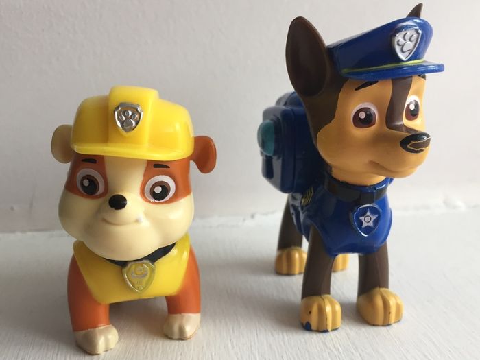 Paw Patrol Mini Figures - Chase & Rubble