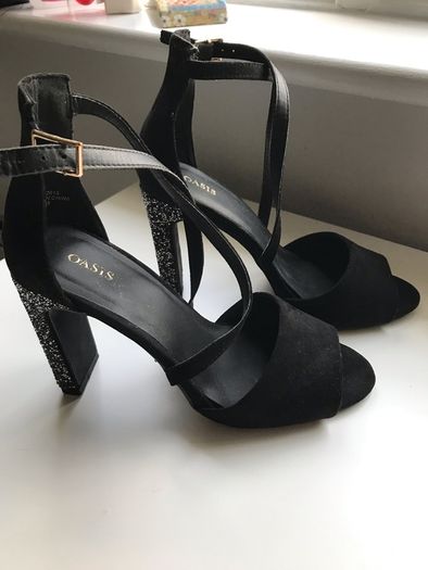 Oasis ladies high heel sandals size 5