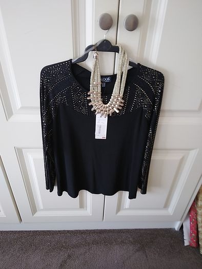 ladies  clothing