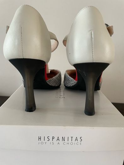 Hispanitas heels and handbag