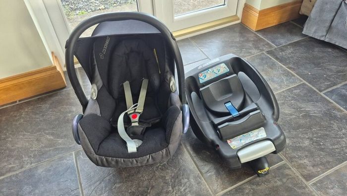 Uppababy vista travel system, highchair, carrier