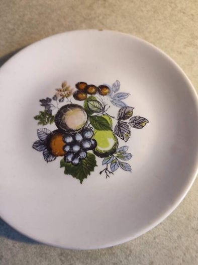 Swinnertons Harvest Fruit Ironstone Hanging Side Plates - Diameter 6 inches