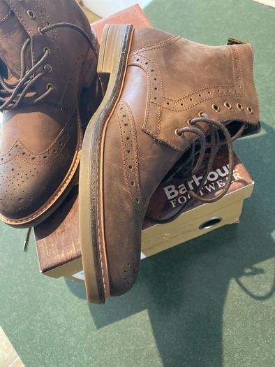 Barbour boots size 9