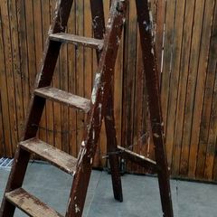 6ft Wooden Ladder