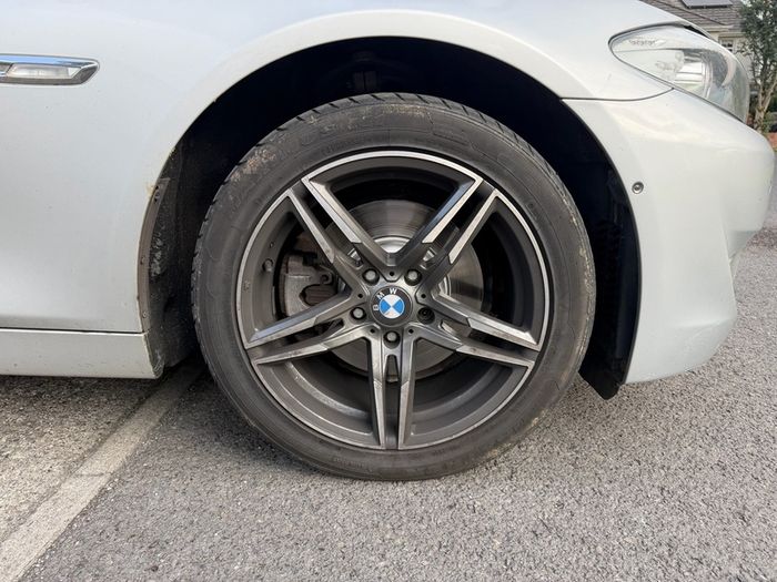 18" BMW alloys