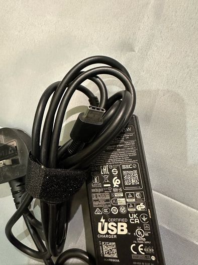 HP charger 45W