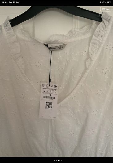 top Bnwt Stradivarius white broderie Anglaise size large summer top