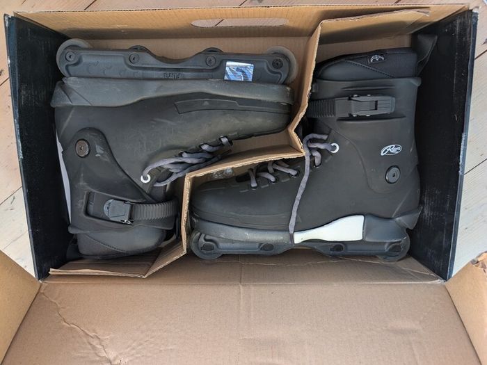 Razor Cult Black Aggressive Inline Skates