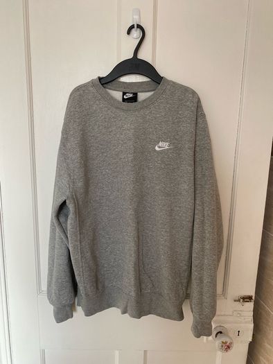 Nike Club Sweatshirt