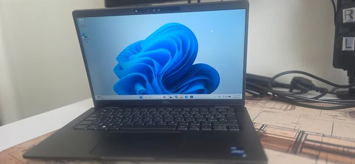 Dell 7430 bussines class latitude i5 256 16gb