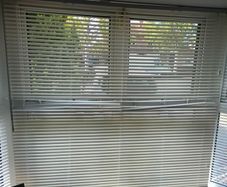 FREE Venetian blinds 60x160 and 140 x 160