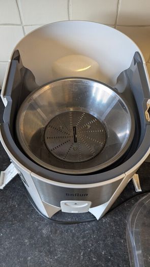 Braun J300 Juicer