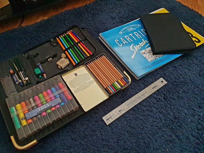 Large Art & Design Starter Bundle - Sketch Pads, Portfolios, Pencils, Markers & More